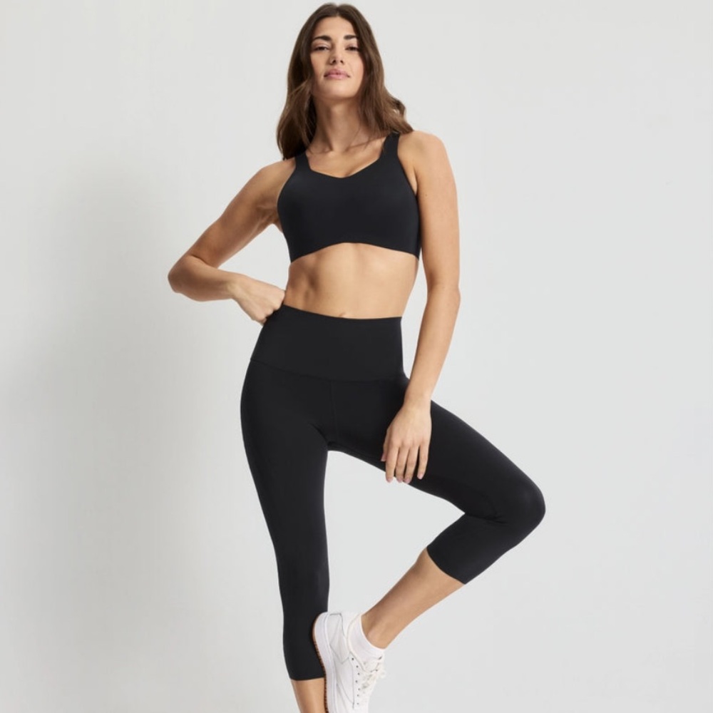 knix Black Seamless Scoop Neck Sports Bra